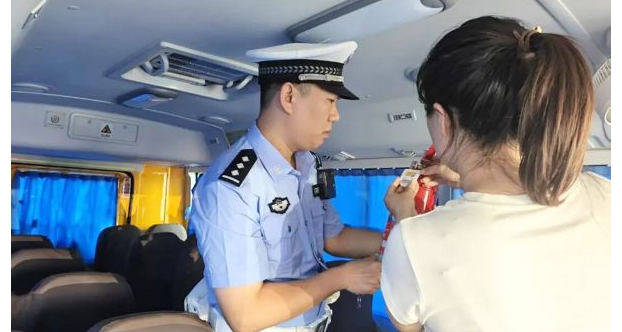 让每一段上学路都踏实从容 ——荆门交警多管齐下护航开学季‌